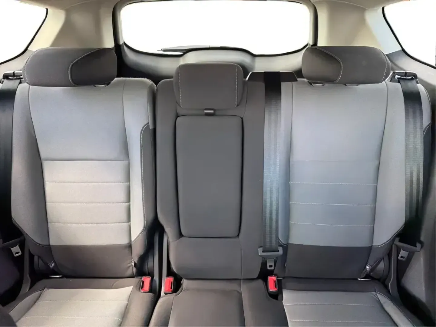 2016 Ford Escape SE FWD (1FMCU0G94GU) with an 2.0L L4 DOHC 16V engine, 6-Speed Automatic transmission, located at 1099 N County Rd 25A , Troy, OH, 45373, (937) 908-9800, 40.057079, -84.212883 - Pack up the kids, load the groceries, or point the nose toward a weekend getaway-this 2016 Ford Escape SE FWD is the kind of compact SUV that fits real life in Troy, Ohio. With seating for five, versatile cargo space, and fuel-friendly efficiency (23 city / 32 highway MPG), it's a smart match for co- Photo#14