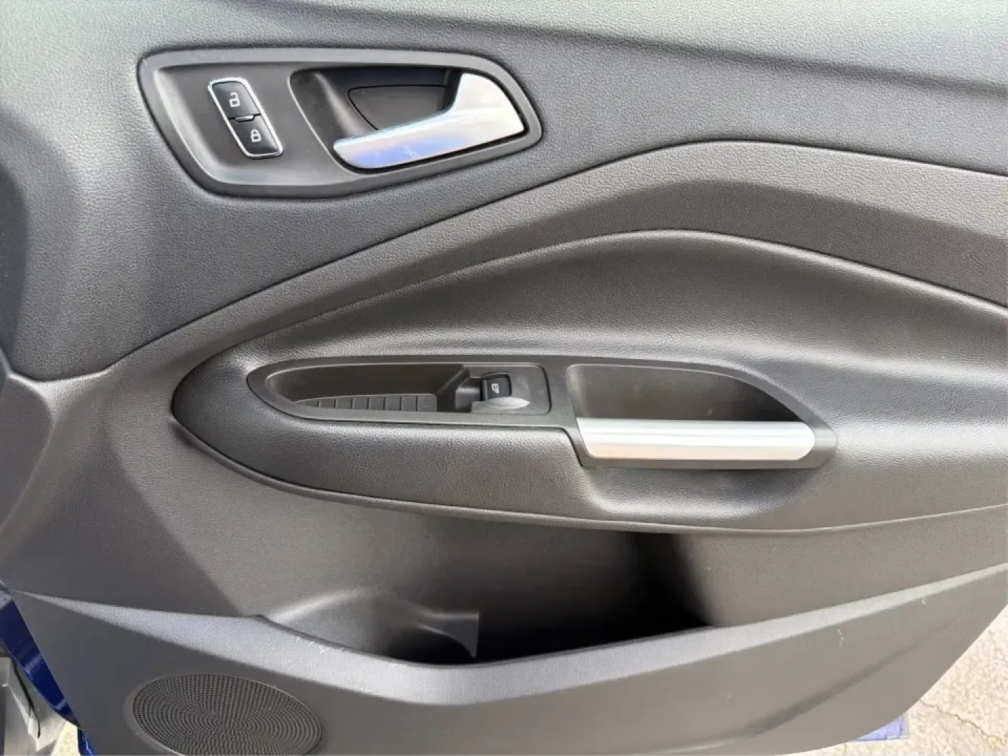 2016 Ford Escape SE FWD (1FMCU0G94GU) with an 2.0L L4 DOHC 16V engine, 6-Speed Automatic transmission, located at 1099 N County Rd 25A , Troy, OH, 45373, (937) 908-9800, 40.057079, -84.212883 - Pack up the kids, load the groceries, or point the nose toward a weekend getaway-this 2016 Ford Escape SE FWD is the kind of compact SUV that fits real life in Troy, Ohio. With seating for five, versatile cargo space, and fuel-friendly efficiency (23 city / 32 highway MPG), it's a smart match for co- Photo#20