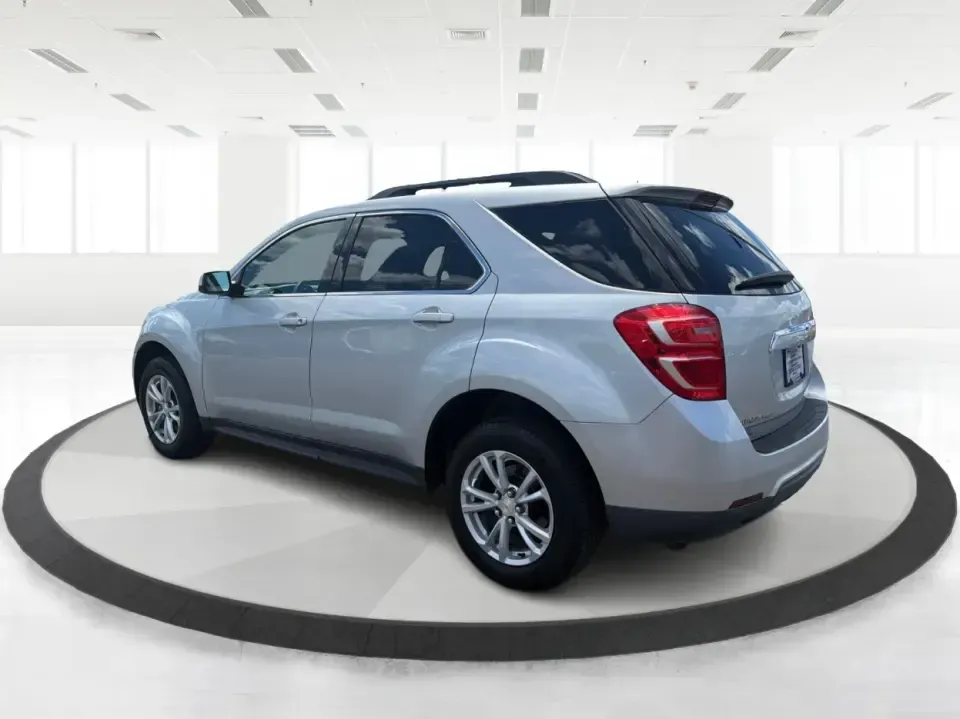 2017 Chevrolet Equinox LT AWD (2GNFLFEK1H6) with an 2.4L L4 DOHC 16V FFV engine, 6A transmission, located at 1951 S Dayton Lakeview Rd., New Carlisle, OH, 45344, (937) 908-9800, 39.890999, -84.050255 - Need one SUV that can handle weekday commutes, school drop-offs, and spontaneous weekend getaways to John Bryan State Park or Buck Creek-without feeling bulky in town? This 2017 Chevrolet Equinox LT AWD in Silver Ice Metallic is a smart fit for life in and around New Carlisle, Ohio, offering confide- Photo#4