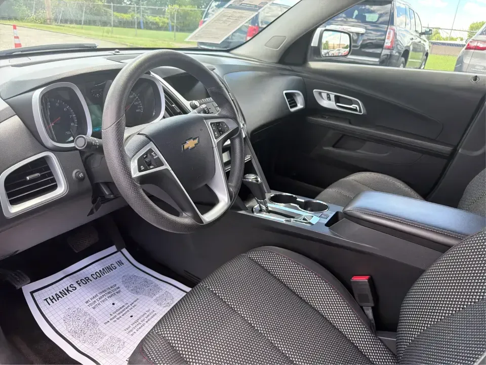 2017 Chevrolet Equinox LT AWD (2GNFLFEK1H6) with an 2.4L L4 DOHC 16V FFV engine, 6A transmission, located at 1951 S Dayton Lakeview Rd., New Carlisle, OH, 45344, (937) 908-9800, 39.890999, -84.050255 - Need one SUV that can handle weekday commutes, school drop-offs, and spontaneous weekend getaways to John Bryan State Park or Buck Creek-without feeling bulky in town? This 2017 Chevrolet Equinox LT AWD in Silver Ice Metallic is a smart fit for life in and around New Carlisle, Ohio, offering confide- Photo#9