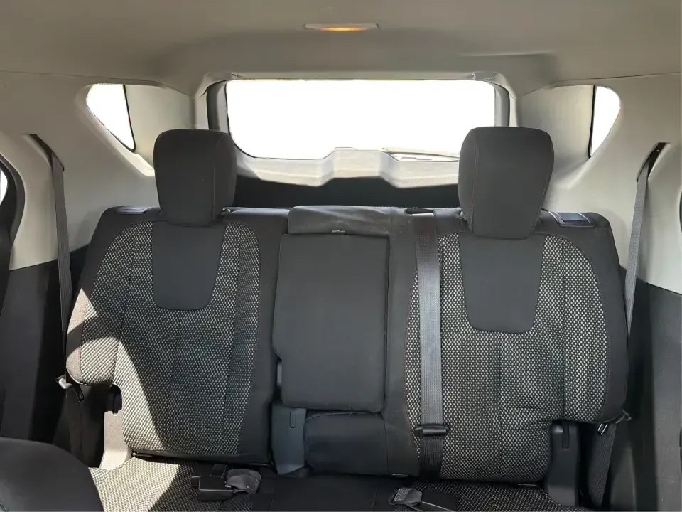 2017 Chevrolet Equinox LT AWD (2GNFLFEK1H6) with an 2.4L L4 DOHC 16V FFV engine, 6A transmission, located at 1951 S Dayton Lakeview Rd., New Carlisle, OH, 45344, (937) 908-9800, 39.890999, -84.050255 - Need one SUV that can handle weekday commutes, school drop-offs, and spontaneous weekend getaways to John Bryan State Park or Buck Creek-without feeling bulky in town? This 2017 Chevrolet Equinox LT AWD in Silver Ice Metallic is a smart fit for life in and around New Carlisle, Ohio, offering confide- Photo#14