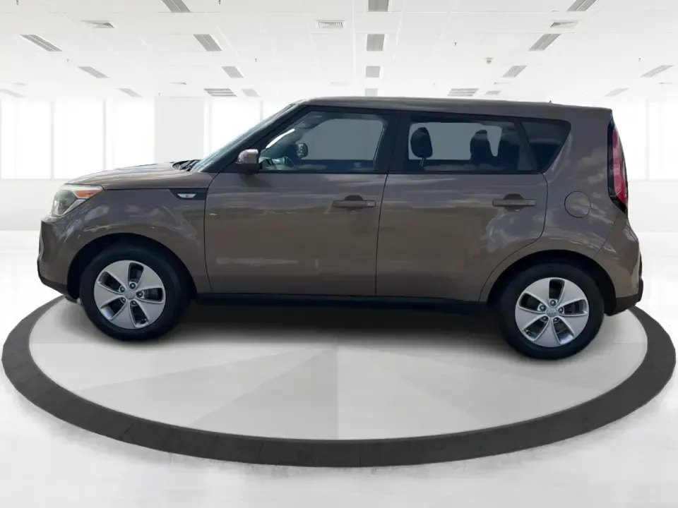 2014 Kia Soul Base (KNDJN2A29E7) with an 1.6L L4 DOHC 16V engine, located at 1951 S Dayton Lakeview Rd., New Carlisle, OH, 45344, (937) 908-9800, 39.890999, -84.050255 - Whether you're a commuter who wants an easy-to-park daily driver, a first-time buyer looking for a practical runabout, or a small family planning weekend trips from New Carlisle to Yellow Springs, this 2014 Kia Soul Base fits the lifestyle. With its tall seating position, flexible cargo space, and c- Photo#5