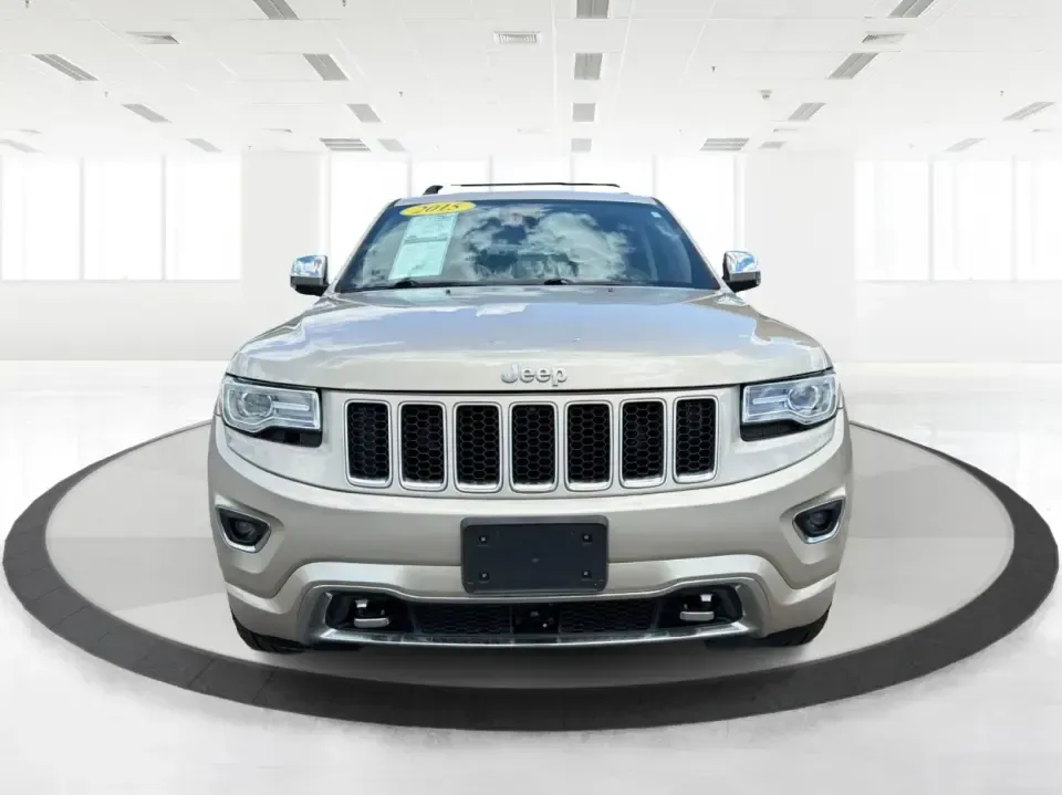 2015 Jeep Grand Cherokee Overland 4WD (1C4RJFCT9FC) with an 5.7L V8 OHV 16V engine, 8-Speed Automatic transmission, located at 880 E. National Road, Vandalia, OH, 45377, (937) 908-9800, 39.891918, -84.183594 - Load up the family, point the hood toward a weekend getaway, and let a V8 Grand Cherokee make the drive feel like part of the adventure. This 2015 Jeep Grand Cherokee Overland 4WD is the kind of SUV that fits real life in Vandalia-school drop-offs, long commutes down I75, and spontaneous trips to th- Photo#7