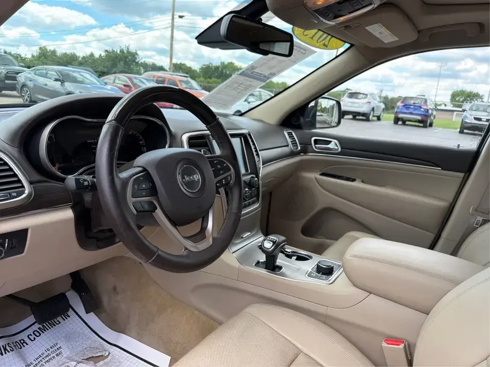 2015 Jeep Grand Cherokee Overland 4WD (1C4RJFCT9FC) with an 5.7L V8 OHV 16V engine, 8-Speed Automatic transmission, located at 8750 N County Rd 25A, Piqua, OH, 45356, (937) 908-9800, 40.164391, -84.232513 - Pack up the family, hitch up the boat, or point the nose toward a weekend escape at Indian Lake-this 2015 Jeep Grand Cherokee Overland 4WD is built for the kind of life that doesn't stop when the forecast changes. With its V8 power, upscale cabin, and confident four-wheel drive, it's an SUV that fit- Photo#9