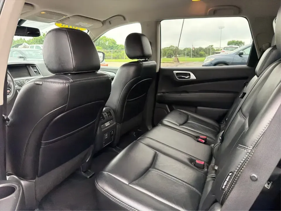 2018 Nissan Pathfinder S 2WD (5N1DR2MN4JC) with an 3.5L V6 DOHC 24V engine, CVT transmission, located at 880 E. National Road, Vandalia, OH, 45377, (937) 908-9800, 39.891918, -84.183594 - Need one SUV that can handle school drop-offs, a long I75 commute, and a weekend road trip with the whole crew? This 2018 Nissan Pathfinder S 2WD is built for real life in Vandalia, with three rows of seating for up to 7 passengers, flexible cargo space, and the kind of comfort and tech that makes e- Photo#10