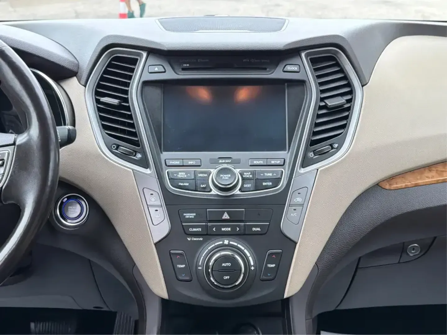 2013 Hyundai Santa Fe Sport 2.4 AWD (5XYZUDLB6DG) with an 2.4L L4 DOHC 16V engine, 6-Speed Automatic transmission, located at 1230 East Main St, Xenia, OH, 45385, (937) 908-9800, 39.688026, -83.910172 - Pack up the kids, the cooler, and the weekend plans-this 2013 Hyundai Santa Fe Sport 2.4 AWD is the kind of SUV that fits real life in Xenia. Whether you're commuting up US-35 toward Dayton, running errands around Downtown Xenia, or heading out for a family afternoon at Shawnee Park, this Santa Fe b- Photo#13
