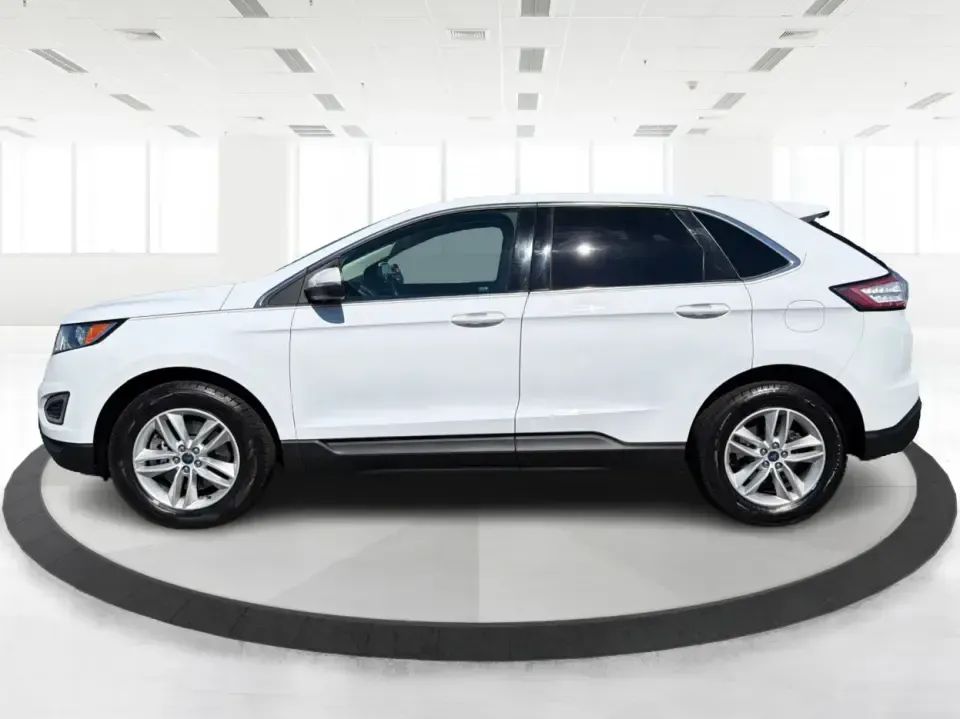2015 Ford Edge SEL AWD (2FMTK4J87FB) with an 3.5L V6 DOHC 24V engine, 6-Speed Automatic transmission, located at 1184 Kauffman Ave, Fairborn, OH, 45324, (937) 908-9800, 39.807072, -84.030914 - Weekend road trips to Yellow Springs, snowy commutes to Wright-Patterson AFB, and everyday school-drop runs around Fairborn all call for an SUV that feels confident, comfortable, and easy to live with. This 2015 Ford Edge SEL AWD is built for real life in Ohio-room for five, versatile cargo space, a- Photo#5