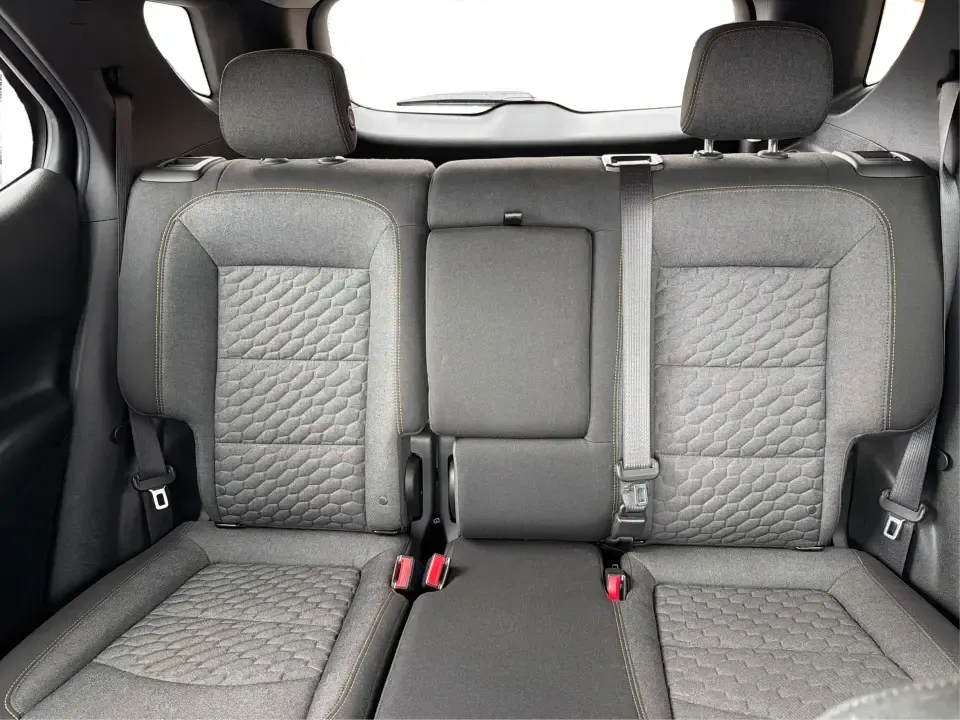2019 Chevrolet Equinox LT AWD (3GNAXUEV8KS) with an 1.5L L4 DOHC 16V TURBO engine, 6A transmission, located at 1184 Kauffman Ave, Fairborn, OH, 45324, (937) 908-9800, 39.807072, -84.030914 - Pack up the kids, load the groceries, or point the hood toward a last-minute weekend getaway-this 2019 Chevrolet Equinox LT AWD is the kind of SUV that fits real life in Fairborn. With seating for five, a versatile cargo area, and all-wheel drive confidence for Ohio's unpredictable weather, it's a s- Photo#14