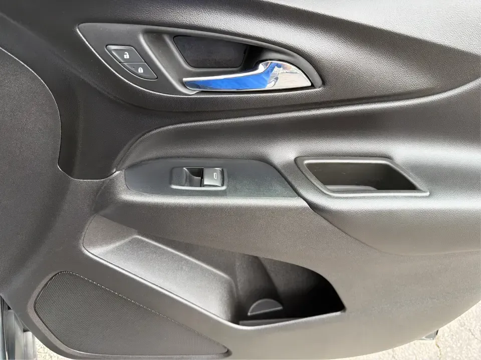 2019 Chevrolet Equinox LT AWD (3GNAXUEV8KS) with an 1.5L L4 DOHC 16V TURBO engine, 6A transmission, located at 1184 Kauffman Ave, Fairborn, OH, 45324, (937) 908-9800, 39.807072, -84.030914 - Pack up the kids, load the groceries, or point the hood toward a last-minute weekend getaway-this 2019 Chevrolet Equinox LT AWD is the kind of SUV that fits real life in Fairborn. With seating for five, a versatile cargo area, and all-wheel drive confidence for Ohio's unpredictable weather, it's a s- Photo#20