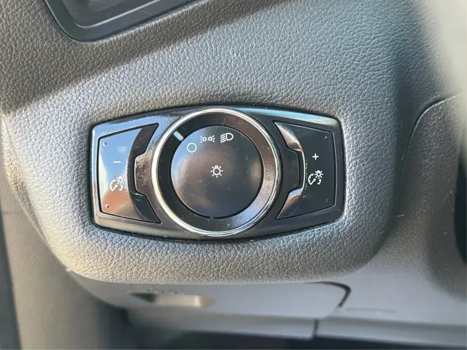 2014 Ford Escape S FWD (1FMCU0F75EU) with an 2.5L L4 DOHC 16V engine, 6-Speed Automatic transmission, located at 1184 Kauffman Ave, Fairborn, OH, 45324, (937) 908-9800, 39.807072, -84.030914 - Need a practical SUV that fits real life in the Miami Valley-school drop-offs, Wright-Patterson AFB commutes, grocery runs, and weekend getaways to John Bryan State Park? This 2014 Ford Escape S FWD in Oxford White is a smart, budget-friendly choice with the versatility to handle busy schedules and- Photo#17