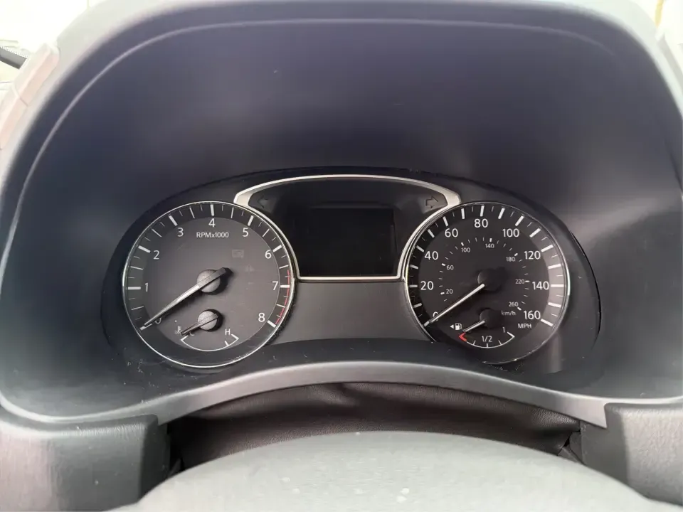 2016 Nissan Pathfinder SL 4WD (5N1AR2MM6GC) with an 3.5L V6 DOHC 24V engine, CVT transmission, located at 8750 N County Rd 25A, Piqua, OH, 45356, (937) 908-9800, 40.164391, -84.232513 - Pack up the kids, cue the road-trip playlist, and point your next adventure toward Indian Lake, a weekend tournament, or an easy commute down I75-this 2016 Nissan Pathfinder SL 4WD is built for real life in West Central Ohio. With three rows for up to 7 passengers, confident four-wheel drive, and th- Photo#15