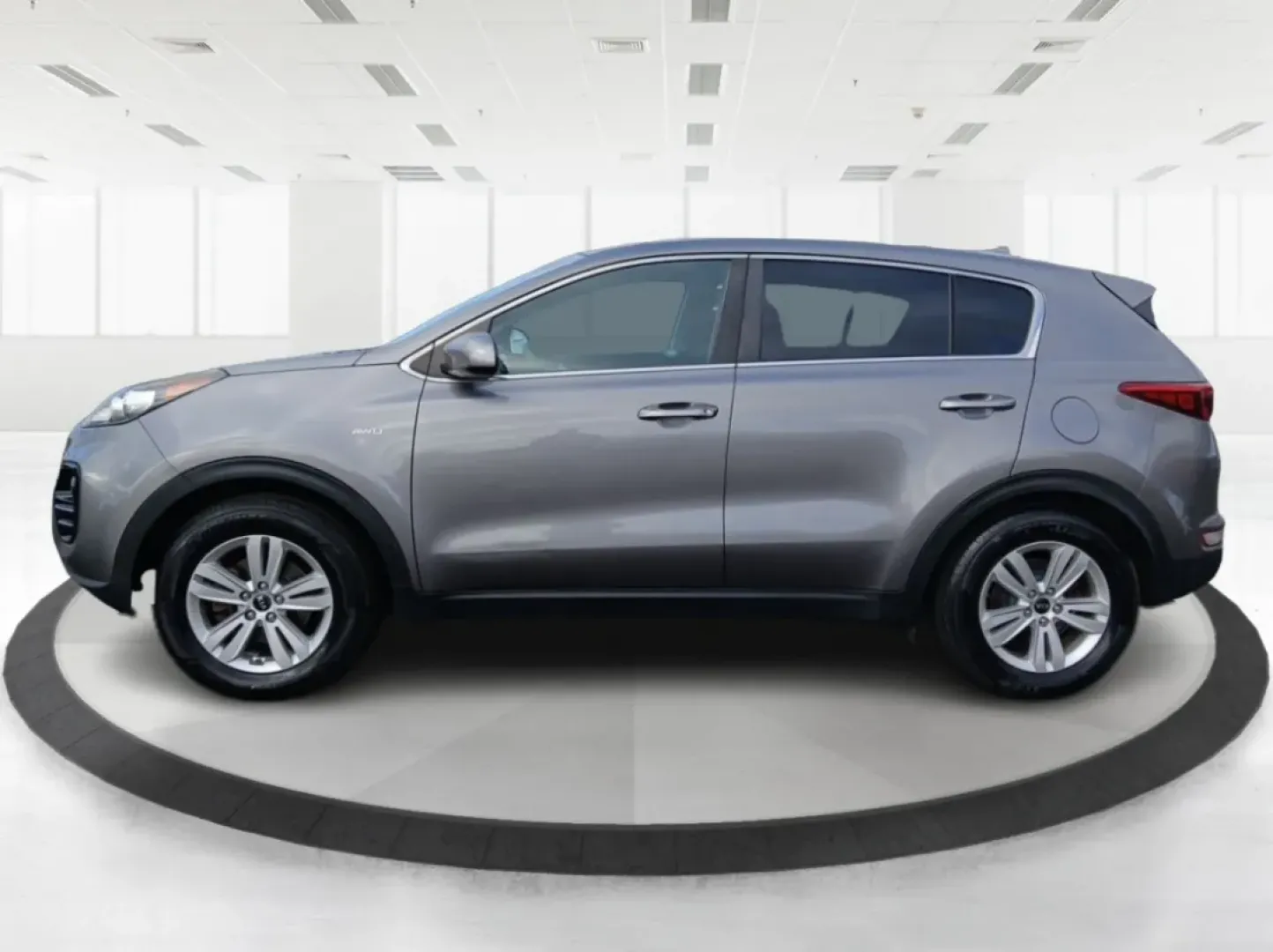 2017 Kia Sportage LX AWD (KNDPMCAC3H7) with an 2.4L V6 DOHC 24V engine, 6-Speed Automatic transmission, located at 1184 Kauffman Ave, Fairborn, OH, 45324, (937) 908-9800, 39.807072, -84.030914 - Are you ready to elevate your driving experience? Whether you're navigating through busy city streets, embarking on weekend adventures, or simply commuting to work, the 2017 Kia Sportage LX AWD is the perfect companion for your lifestyle. This versatile crossover offers a blend of comfort, performan - Photo#5