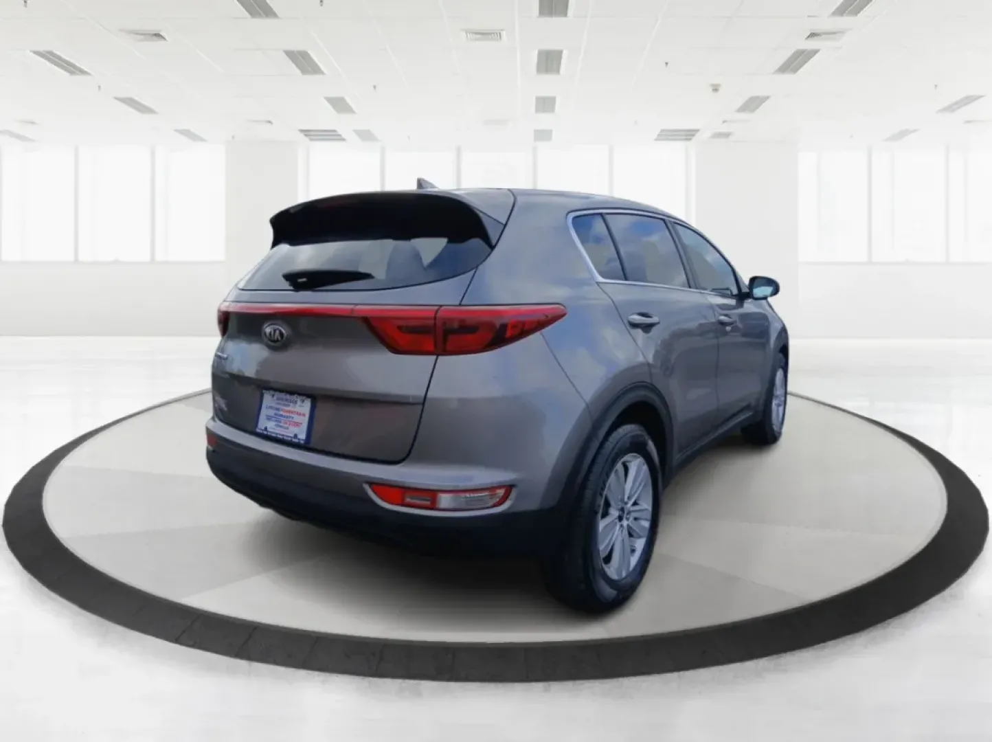 2017 Kia Sportage LX AWD (KNDPMCAC3H7) with an 2.4L V6 DOHC 24V engine, 6-Speed Automatic transmission, located at 1230 East Main St, Xenia, OH, 45385, (937) 908-9800, 39.688026, -83.910172 - Are you ready to elevate your driving experience? Whether you're navigating through busy city streets, embarking on weekend adventures, or simply commuting to work, the 2017 Kia Sportage LX AWD is the perfect companion for your lifestyle. This versatile crossover offers a blend of comfort, performan - Photo#2