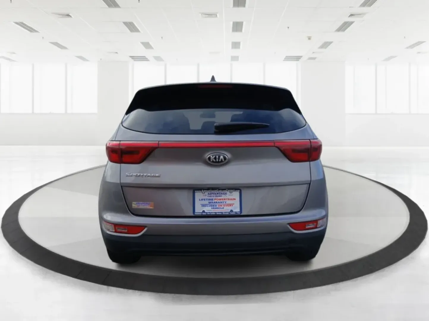 2017 Kia Sportage LX AWD (KNDPMCAC3H7) with an 2.4L V6 DOHC 24V engine, 6-Speed Automatic transmission, located at 1230 East Main St, Xenia, OH, 45385, (937) 908-9800, 39.688026, -83.910172 - Are you ready to elevate your driving experience? Whether you're navigating through busy city streets, embarking on weekend adventures, or simply commuting to work, the 2017 Kia Sportage LX AWD is the perfect companion for your lifestyle. This versatile crossover offers a blend of comfort, performan - Photo#3