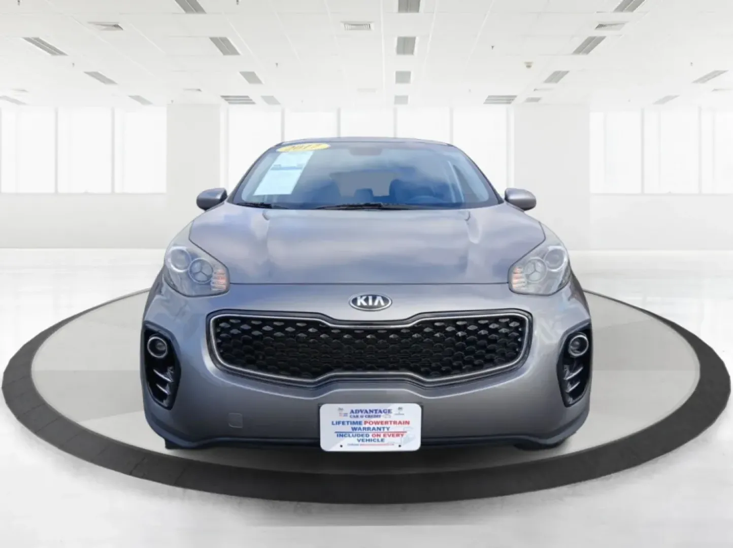 2017 Kia Sportage LX AWD (KNDPMCAC3H7) with an 2.4L V6 DOHC 24V engine, 6-Speed Automatic transmission, located at 1230 East Main St, Xenia, OH, 45385, (937) 908-9800, 39.688026, -83.910172 - Are you ready to elevate your driving experience? Whether you're navigating through busy city streets, embarking on weekend adventures, or simply commuting to work, the 2017 Kia Sportage LX AWD is the perfect companion for your lifestyle. This versatile crossover offers a blend of comfort, performan - Photo#7