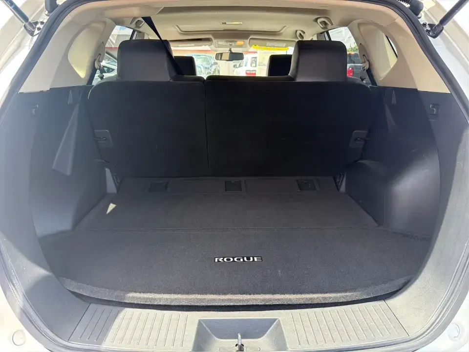 2012 Nissan Rogue S AWD (JN8AS5MV7CW) with an 2.5L L4 DOHC 16V engine, Continuously Variable Transmission transmission, located at 1230 East Main St, Xenia, OH, 45385, (937) 908-9800, 39.688026, -83.910172 - Whether you're commuting from Xenia to Beavercreek, hauling gear for a weekend at Caesar Creek State Park, or just looking for a practical SUV that handles Ohio's changing seasons, this 2012 Nissan Rogue S AWD is a smart, everyday companion. With confident all-wheel traction, comfortable seating for- Photo#12
