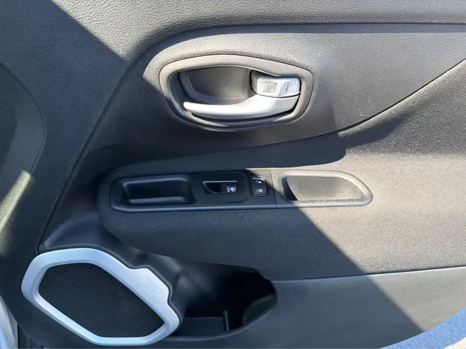2020 Jeep Renegade Sport 4WD (ZACNJBAB4LP) with an 2.4L L4 DOHC 16V engine, 6M transmission, located at 880 E. National Road, Vandalia, OH, 45377, (937) 908-9800, 39.891918, -84.183594 - Weekend plans shouldn't stop when the forecast turns or the route gets rough-and the 2020 Jeep Renegade Sport 4WD is built for exactly that kind of life. Picture loading up for a quick getaway to Taylorsville MetroPark, cruising up I75 for a Dayton date night, or handling snowy school runs around Va- Photo#19