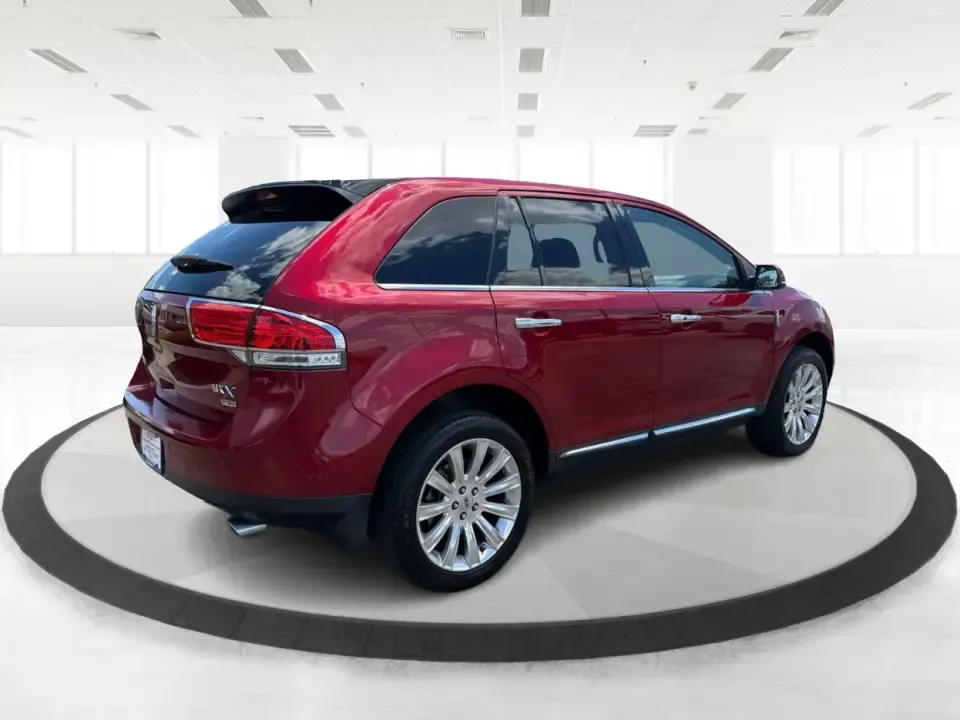 2014 Lincoln MKX AWD (2LMDJ8JK2EB) with an 3.7L V6 DOHC 24V engine, 6-Speed Automatic transmission, located at 1951 S Dayton Lakeview Rd., New Carlisle, OH, 45344, (937) 908-9800, 39.890999, -84.050255 - Weekend getaways to Huber Heights, winter commutes down I70, or a comfortable daily run from New Carlisle to Springfield feel a lot more relaxing when your SUV brings premium comfort and confident traction. This **2014 Lincoln MKX AWD** is the kind of midsize luxury SUV that fits real life: roomy fo- Photo#2
