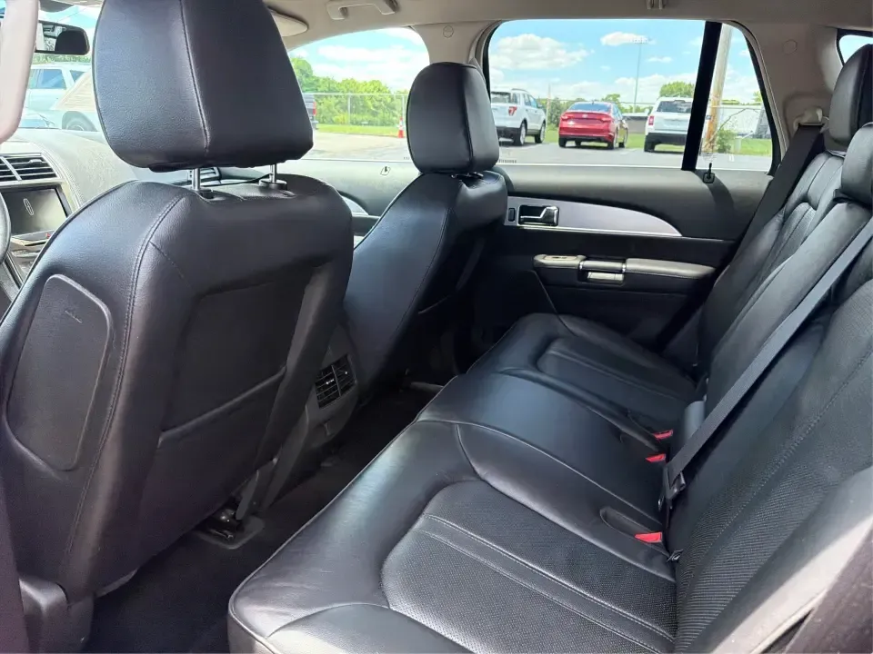 2014 Lincoln MKX AWD (2LMDJ8JK2EB) with an 3.7L V6 DOHC 24V engine, 6-Speed Automatic transmission, located at 1951 S Dayton Lakeview Rd., New Carlisle, OH, 45344, (937) 908-9800, 39.890999, -84.050255 - Weekend getaways to Huber Heights, winter commutes down I70, or a comfortable daily run from New Carlisle to Springfield feel a lot more relaxing when your SUV brings premium comfort and confident traction. This **2014 Lincoln MKX AWD** is the kind of midsize luxury SUV that fits real life: roomy fo- Photo#10