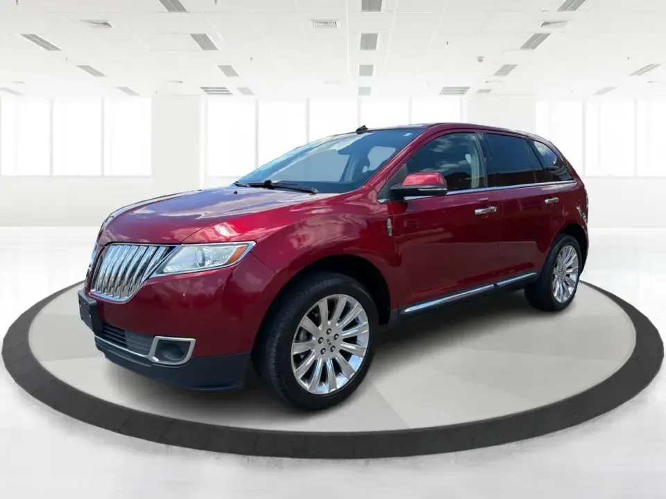 2014 Lincoln MKX AWD (2LMDJ8JK2EB) with an 3.7L V6 DOHC 24V engine, 6-Speed Automatic transmission, located at 1230 East Main St, Xenia, OH, 45385, (937) 908-9800, 39.688026, -83.910172 - Whether you're commuting from Xenia to Beavercreek, hauling the family to a weekend game, or planning a comfortable road trip out toward Yellow Springs and John Bryan State Park, this 2014 Lincoln MKX AWD is the kind of SUV that fits real life: roomy, confident in changing Ohio weather, and upscale- Photo#8
