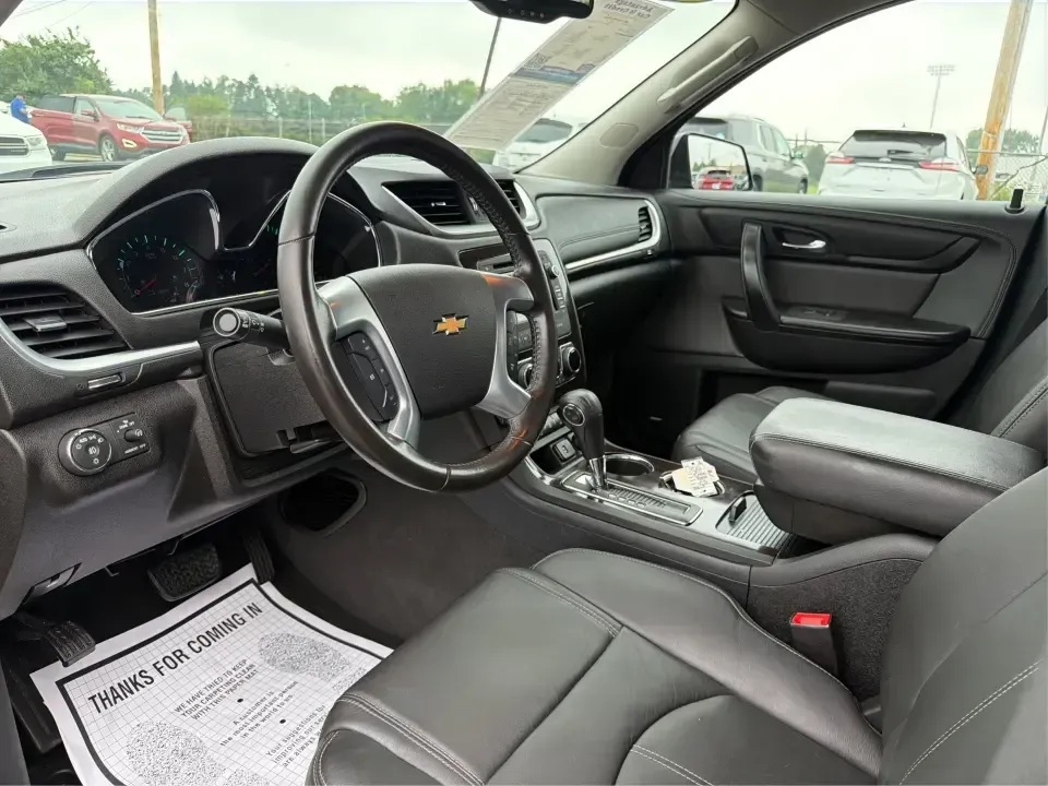 2017 Chevrolet Traverse 2LT AWD (1GNKVHKD4HJ) with an 3.6L V6 DOHC 24V engine, 6A transmission, located at 4508 South Dixie Dr, Moraine, OH, 45439, (937) 908-9800, 39.689976, -84.218452 - Pack up the kids, load the cooler, and point the GPS toward your next weekend getaway-this 2017 Chevrolet Traverse 2LT AWD is built for real-life schedules and real Ohio weather. With seating for up to 7 passengers, available all-wheel drive confidence, and family-friendly flexibility, it's an easy- Photo#9