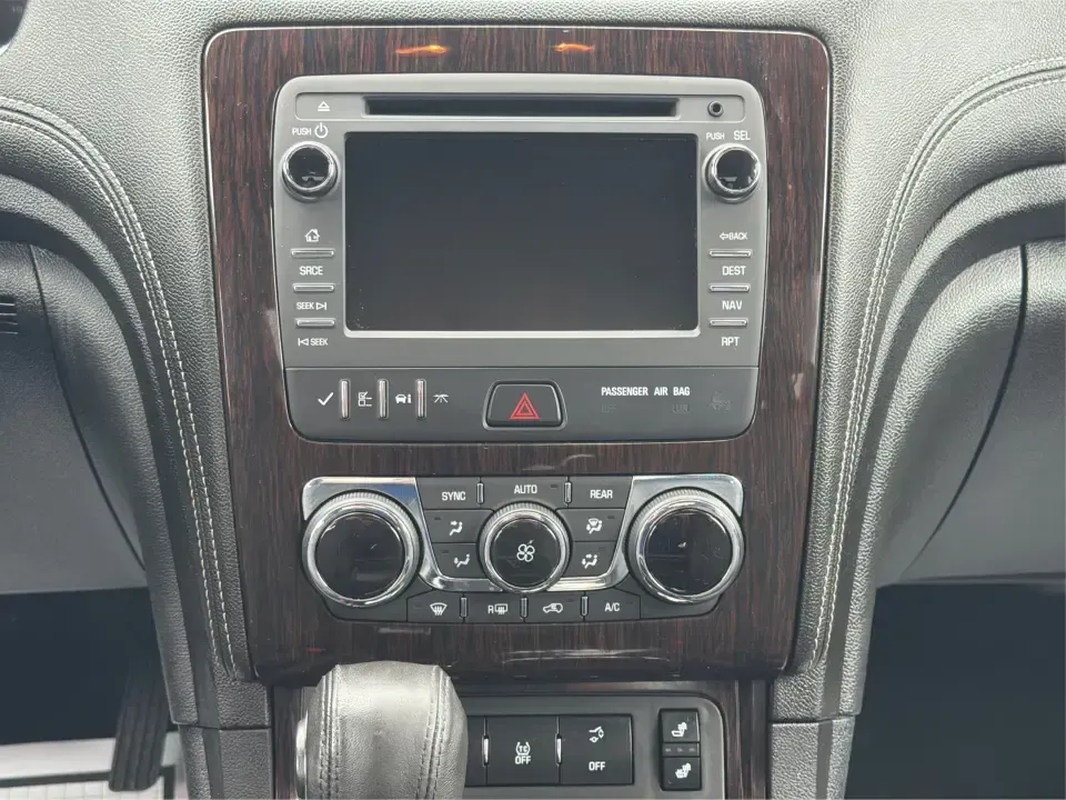2017 Chevrolet Traverse 2LT AWD (1GNKVHKD4HJ) with an 3.6L V6 DOHC 24V engine, 6A transmission, located at 4508 South Dixie Dr, Moraine, OH, 45439, (937) 908-9800, 39.689976, -84.218452 - Pack up the kids, load the cooler, and point the GPS toward your next weekend getaway-this 2017 Chevrolet Traverse 2LT AWD is built for real-life schedules and real Ohio weather. With seating for up to 7 passengers, available all-wheel drive confidence, and family-friendly flexibility, it's an easy- Photo#13