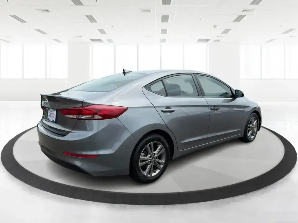 2018 Hyundai Elantra Limited (5NPD84LF6JH) with an 1.8L L4 DOHC 16V engine, 6A transmission, located at 401 Woodman Dr, Riverside, OH, 45431, (937) 908-9800, 39.760899, -84.123421 - Need a smart, comfortable sedan for daily commutes on I-70, quick runs to The Greene, or weekend meetups near Riverscape MetroPark? This 2018 Hyundai Elantra Limited is a practical Riverside, OH companion that fits real life-easy to park, efficient to drive, and well-equipped for everything from Wri - Photo#2