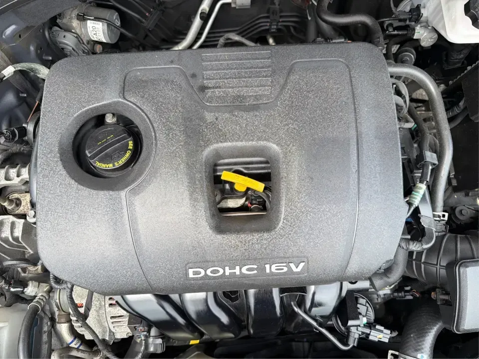 2018 Hyundai Elantra Limited (5NPD84LF6JH) with an 1.8L L4 DOHC 16V engine, 6A transmission, located at 401 Woodman Dr, Riverside, OH, 45431, (937) 908-9800, 39.760899, -84.123421 - Need a smart, comfortable sedan for daily commutes on I-70, quick runs to The Greene, or weekend meetups near Riverscape MetroPark? This 2018 Hyundai Elantra Limited is a practical Riverside, OH companion that fits real life-easy to park, efficient to drive, and well-equipped for everything from Wri - Photo#11