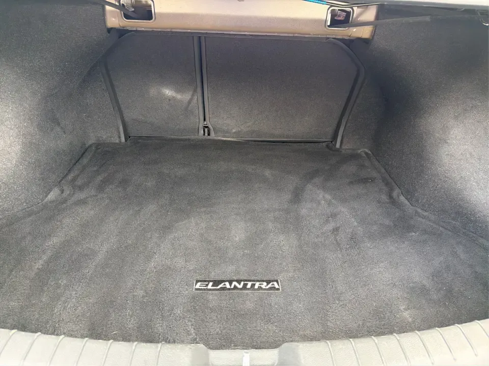 2018 Hyundai Elantra Limited (5NPD84LF6JH) with an 1.8L L4 DOHC 16V engine, 6A transmission, located at 401 Woodman Dr, Riverside, OH, 45431, (937) 908-9800, 39.760899, -84.123421 - Need a smart, comfortable sedan for daily commutes on I-70, quick runs to The Greene, or weekend meetups near Riverscape MetroPark? This 2018 Hyundai Elantra Limited is a practical Riverside, OH companion that fits real life-easy to park, efficient to drive, and well-equipped for everything from Wri - Photo#12