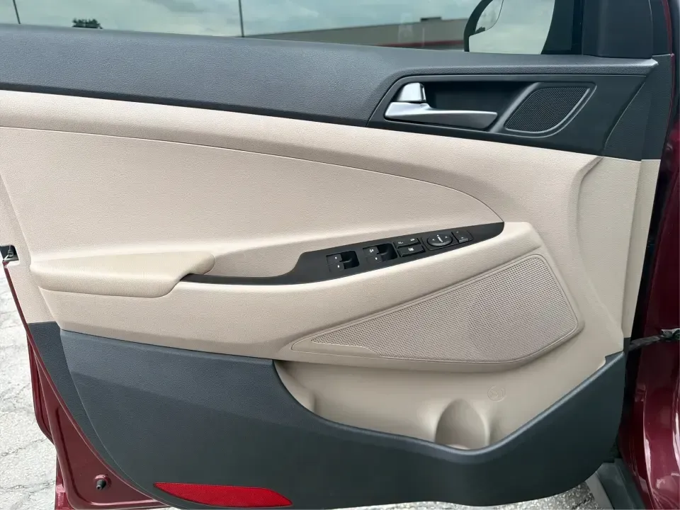 2017 Hyundai Tucson SE w/Preferred Package AWD (KM8J3CA42HU) with an 2.0L L4 DOHC 16V engine, 6A transmission, located at 1230 East Main St, Xenia, OH, 45385, (937) 908-9800, 39.688026, -83.910172 - Weekend getaways to John Bryan State Park, snowy school runs, and daily commutes down US-35 all ask for the same thing: a compact SUV that feels confident, comfortable, and ready for real life. This 2017 Hyundai Tucson SE w/Preferred Package AWD in Ruby Wine is a practical choice for drivers who wan- Photo#18