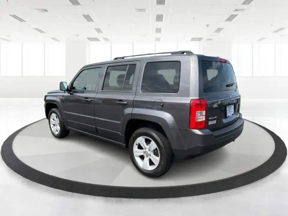 2014 Jeep Patriot Latitude 4WD (1C4NJRFB6ED) with an 2.4L L4 DOHC 16V engine, located at 8750 N County Rd 25A, Piqua, OH, 45356, (937) 908-9800, 40.164391, -84.232513 - Weekend escapes to Indian Lake, snowy commutes up I75, or everyday school-and-grocery runs around Miami County-this 2014 Jeep Patriot Latitude 4WD is built for the kind of life that doesn't stop when the weather changes. With classic Jeep SUV practicality, seating for 5, and confident four-wheel dri- Photo#4