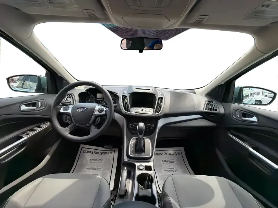 2013 Ford Escape SE FWD (1FMCU0G90DU) with an 2.0L L4 DOHC 16V engine, 6-Speed Automatic transmission, located at 1230 East Main St, Xenia, OH, 45385, (937) 908-9800, 39.688026, -83.910172 - Need a smart, right-sized SUV for busy weekdays and spontaneous weekends around Greene County? This 2013 Ford Escape SE FWD is a practical fit for commuters heading toward Dayton, parents juggling school drop-offs, and road-trippers looking for easy parking downtown Xenia-without giving up comfort,- Photo#18