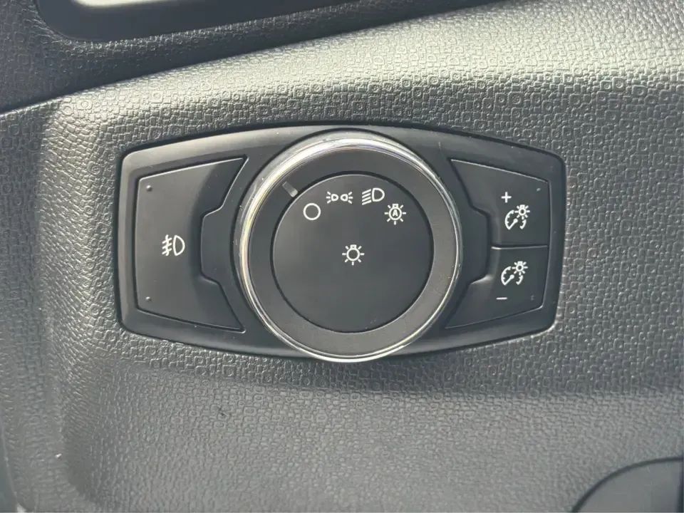 2020 Ford EcoSport SE AWD (MAJ6S3GL0LC) with an 2.0L L4 DOHC 16V engine, 6A transmission, located at 880 E. National Road, Vandalia, OH, 45377, (937) 908-9800, 39.891918, -84.183594 - Need a do-it-all crossover that fits city life during the week and spontaneous road trips on the weekend? This 2020 Ford EcoSport SE AWD in Shadow Black is sized perfectly for tight parking lots and busy schedules, yet confident enough for rainy commutes, winter errands, and getaway drives with room- Photo#16