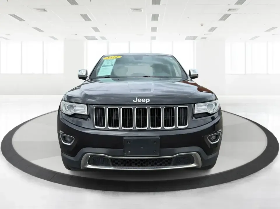 2014 Jeep Grand Cherokee Limited 4WD (1C4RJFBG8EC) with an 3.6L V6 DOHC 24V engine, 5-Speed Automatic transmission, located at 8750 N County Rd 25A, Piqua, OH, 45356, (937) 908-9800, 40.164391, -84.232513 - Need one SUV that can handle weekday commuting up I75, school drop-offs around Piqua, and spontaneous weekend getaways to the Great Miami River trails? This 2014 Jeep Grand Cherokee Limited 4WD brings the confident, all-season versatility Jeep is known for-wrapped in a sharp Brilliant Black Crystal- Photo#7