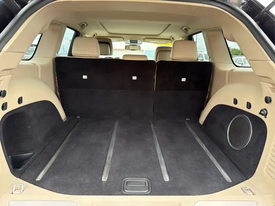 2014 Jeep Grand Cherokee Limited 4WD (1C4RJFBG8EC) with an 3.6L V6 DOHC 24V engine, 5-Speed Automatic transmission, located at 8750 N County Rd 25A, Piqua, OH, 45356, (937) 908-9800, 40.164391, -84.232513 - Need one SUV that can handle weekday commuting up I75, school drop-offs around Piqua, and spontaneous weekend getaways to the Great Miami River trails? This 2014 Jeep Grand Cherokee Limited 4WD brings the confident, all-season versatility Jeep is known for-wrapped in a sharp Brilliant Black Crystal- Photo#12