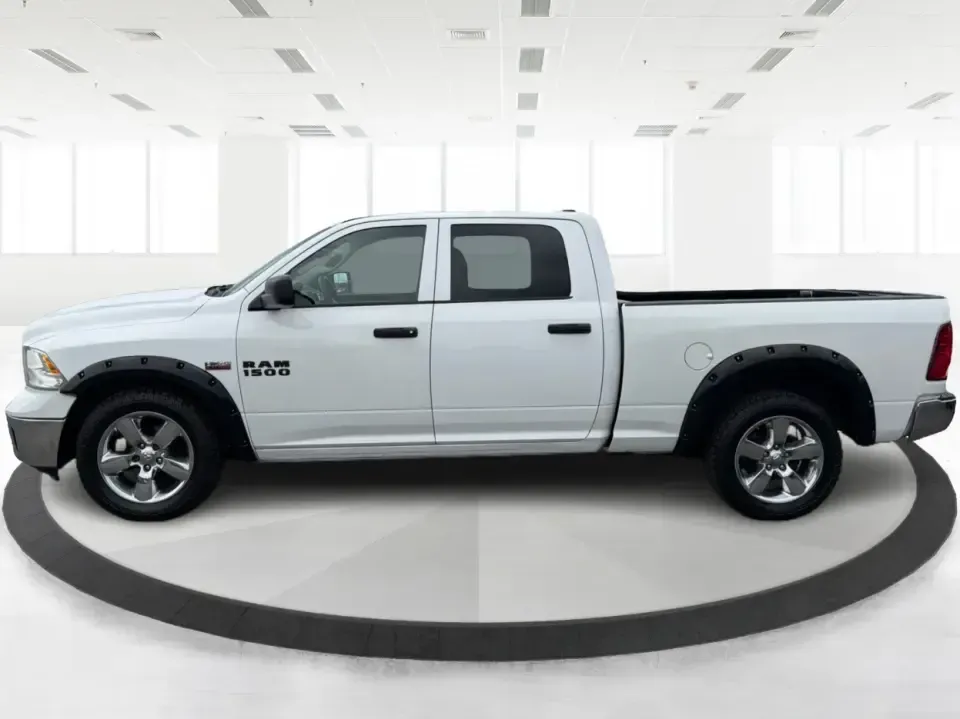 2016 Ram 1500 SLT Crew Cab LWB 4WD (1C6RR7TT0GS) with an 5.7L V8 OHV 16V engine, 6A transmission, located at 1099 N County Rd 25A , Troy, OH, 45373, (937) 908-9800, 40.057079, -84.212883 - Need one truck that can handle the weekday grind and still be ready for weekend projects, towing, and road trips to Indian Lake? This **2016 Ram 1500 SLT Crew Cab LWB 4WD** fits the lifestyle-room for the crew, four-wheel-drive confidence for Ohio weather, and the V8 power that makes hauling and hig- Photo#5