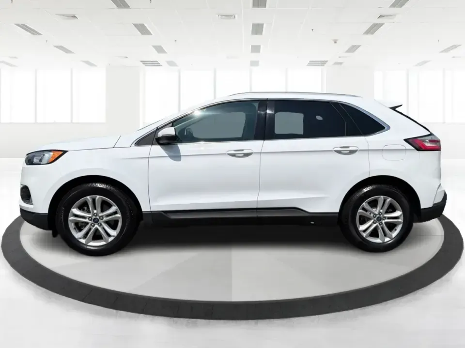 2020 Ford Edge SEL FWD (2FMPK3J94LB) with an 2.0L L4 DOHC 16V engine, 6A transmission, located at 1951 S Dayton Lakeview Rd., New Carlisle, OH, 45344, (937) 908-9800, 39.890999, -84.050255 - Pack up the kids, cue up your favorite playlist, and head out for an easy weekend getaway-this 2020 Ford Edge SEL FWD is the kind of SUV that fits real life in New Carlisle. Whether you're doing the daily school run, commuting toward Dayton, or planning a road trip out past Buck Creek State Park, th- Photo#5