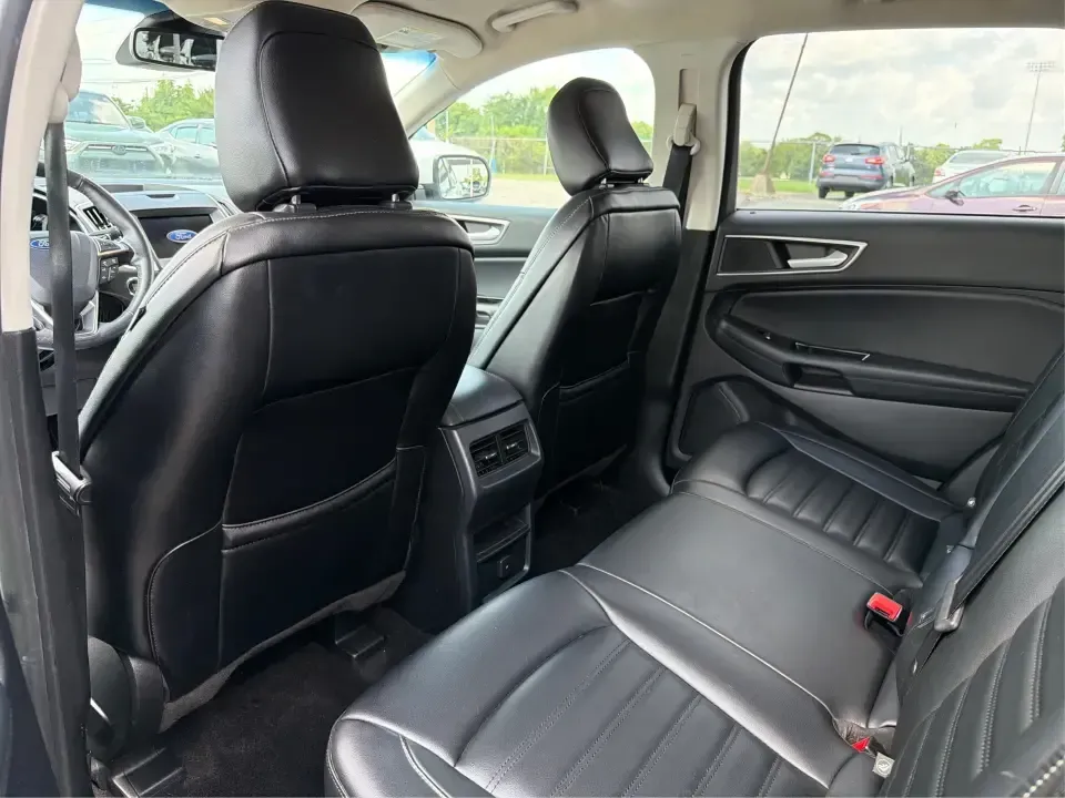 2020 Ford Edge SEL FWD (2FMPK3J94LB) with an 2.0L L4 DOHC 16V engine, 6A transmission, located at 1951 S Dayton Lakeview Rd., New Carlisle, OH, 45344, (937) 908-9800, 39.890999, -84.050255 - Pack up the kids, cue up your favorite playlist, and head out for an easy weekend getaway-this 2020 Ford Edge SEL FWD is the kind of SUV that fits real life in New Carlisle. Whether you're doing the daily school run, commuting toward Dayton, or planning a road trip out past Buck Creek State Park, th- Photo#10