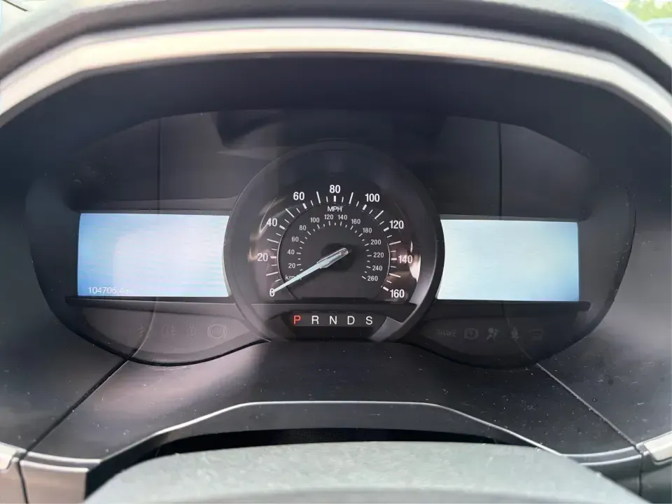 2020 Ford Edge SEL FWD (2FMPK3J94LB) with an 2.0L L4 DOHC 16V engine, 6A transmission, located at 1951 S Dayton Lakeview Rd., New Carlisle, OH, 45344, (937) 908-9800, 39.890999, -84.050255 - Pack up the kids, cue up your favorite playlist, and head out for an easy weekend getaway-this 2020 Ford Edge SEL FWD is the kind of SUV that fits real life in New Carlisle. Whether you're doing the daily school run, commuting toward Dayton, or planning a road trip out past Buck Creek State Park, th- Photo#15