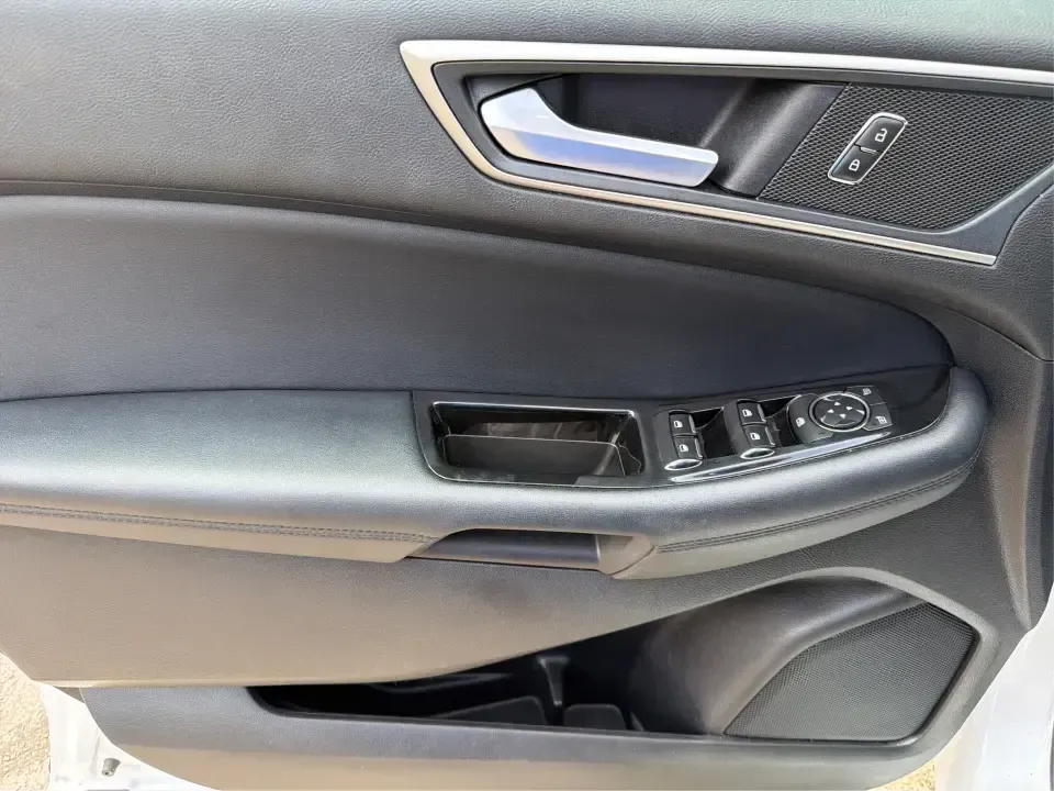 2020 Ford Edge SEL FWD (2FMPK3J94LB) with an 2.0L L4 DOHC 16V engine, 6A transmission, located at 1951 S Dayton Lakeview Rd., New Carlisle, OH, 45344, (937) 908-9800, 39.890999, -84.050255 - Pack up the kids, cue up your favorite playlist, and head out for an easy weekend getaway-this 2020 Ford Edge SEL FWD is the kind of SUV that fits real life in New Carlisle. Whether you're doing the daily school run, commuting toward Dayton, or planning a road trip out past Buck Creek State Park, th- Photo#19
