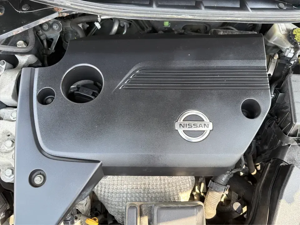 2015 Nissan Altima 2.5 S (1N4AL3AP1FN) with an 2.5L L4 DOHC 16V engine, Continuously Variable Transmission transmission, located at 401 Woodman Dr, Riverside, OH, 45431, (937) 908-9800, 39.760899, -84.123421 - Need a dependable sedan for the daily commute down I-675, quick school drop-offs, and easy weekend runs to The Greene or Downtown Dayton? This 2015 Nissan Altima 2.5 S in Super Black fits that real-life rhythm with excellent fuel economy, comfortable seating for five, and the kind of driver-friendly- Photo#11