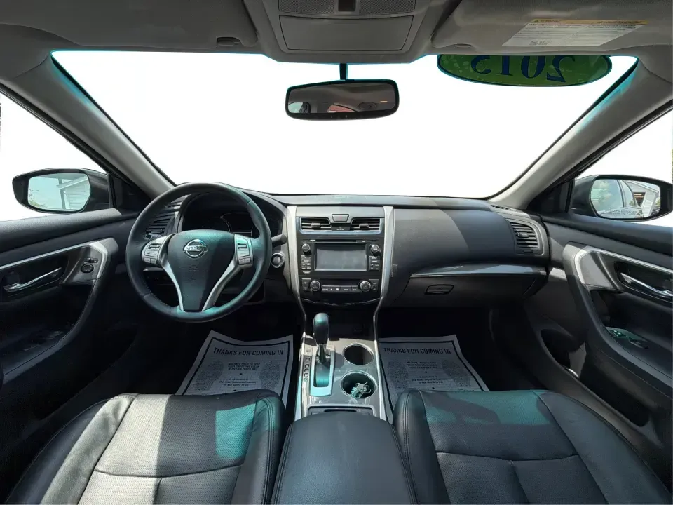 2015 Nissan Altima 2.5 S (1N4AL3AP1FN) with an 2.5L L4 DOHC 16V engine, Continuously Variable Transmission transmission, located at 401 Woodman Dr, Riverside, OH, 45431, (937) 908-9800, 39.760899, -84.123421 - Need a dependable sedan for the daily commute down I-675, quick school drop-offs, and easy weekend runs to The Greene or Downtown Dayton? This 2015 Nissan Altima 2.5 S in Super Black fits that real-life rhythm with excellent fuel economy, comfortable seating for five, and the kind of driver-friendly- Photo#21