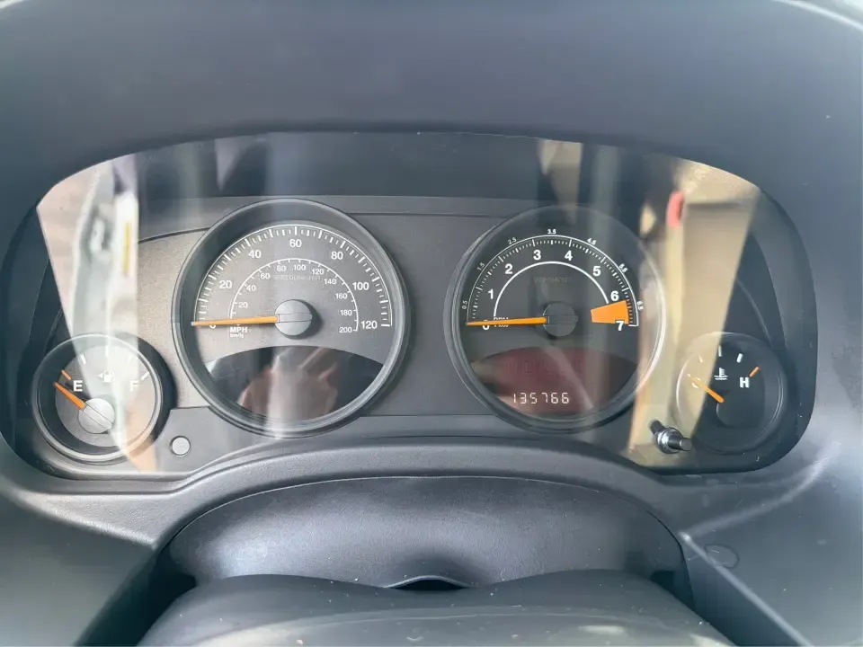 2015 Jeep Patriot Sport 4WD (1C4NJRBB1FD) with an 2.4L L4 DOHC 16V engine, located at 1184 Kauffman Ave, Fairborn, OH, 45324, (937) 908-9800, 39.807072, -84.030914 - Weekend lake days at Huffman Prairie, snowy commutes to Wright-Patterson AFB, or a packed-backseat run to The Greene-this 2015 Jeep Patriot Sport 4WD is built for Fairborn life when you want SUV versatility without giving up everyday practicality. With confident four-wheel drive and a manageable siz- Photo#15