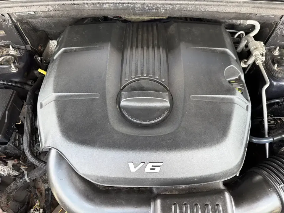 2015 Dodge Durango SXT AWD (1C4RDJAGXFC) with an 3.6L V6 DOHC 24V engine, 8-Speed Automatic transmission, located at 8750 N County Rd 25A, Piqua, OH, 45356, (937) 908-9800, 40.164391, -84.232513 - Need one SUV that can handle the school run, a long I75 commute, and a packed weekend at Indian Lake without feeling cramped? This 2015 Dodge Durango SXT AWD is built for real life in West Central Ohio-roomy for up to seven passengers, confident in changing weather, and versatile enough for everythi- Photo#11
