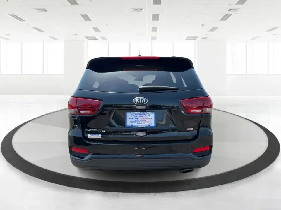 2020 Kia Sorento LX 2WD (5XYPG4A32LG) with an 2.4L L4 DOHC 16V engine, 6A transmission, located at 1099 N County Rd 25A , Troy, OH, 45373, (937) 908-9800, 40.057079, -84.212883 - Load up the kids, the friends, and the cooler-this 2020 Kia Sorento LX 2WD is built for real life in West Central Ohio, from weekday school runs to weekend road trips. With three rows of seating for up to 7 passengers, SUV versatility, and a comfortable cabin, it's a smart pick for growing families,- Photo#3