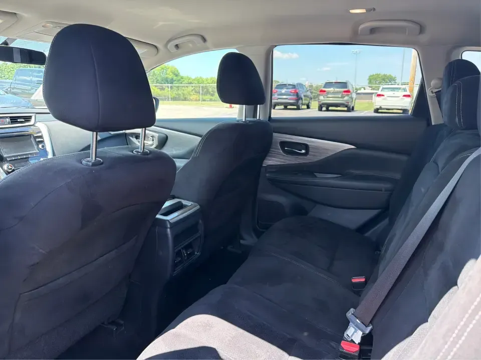 2016 Nissan Murano S (5N1AZ2MH5GN) with an 3.5L V-6 DOHC engine, located at 4508 South Dixie Dr, Moraine, OH, 45439, (937) 908-9800, 39.689976, -84.218452 - Need one SUV that fits real life in Moraine-school drop-offs, a long commute up I75, and weekend runs to Carillon Historical Park or a quick lap around the Dayton Mall area? This 2016 Nissan Murano S in sleek Gun Metallic is a comfortable, confident crossover utility vehicle (CUV) that's sized for e- Photo#10