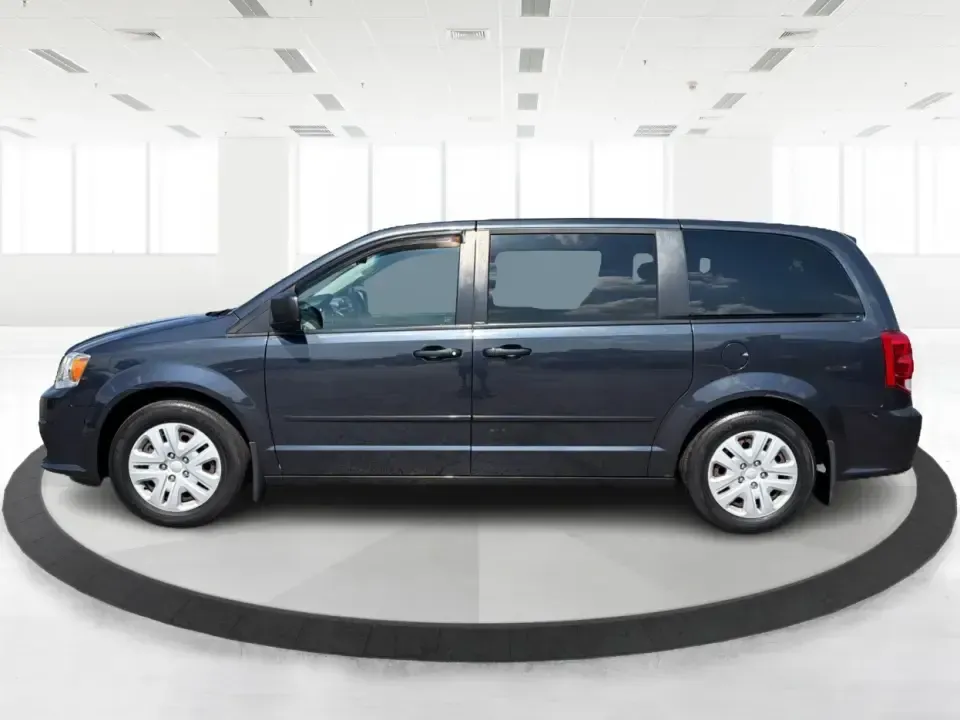 2014 Dodge Grand Caravan SE (2C4RDGBG0ER) with an 3.6L V-6 DOHC engine, located at 401 Woodman Dr, Riverside, OH, 45431, (937) 908-9800, 39.760899, -84.123421 - Need a dependable minivan that can handle school drop-offs, grocery runs, and weekend road trips without blowing the budget? This 2014 Dodge Grand Caravan SE is built for real life in the Miami Valley-easy to live with, roomy for people and gear, and comfortable for daily commuting around Riverside,- Photo#5