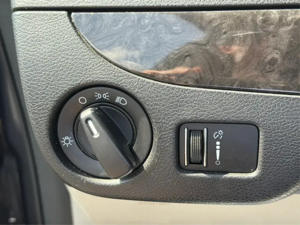 2014 Dodge Grand Caravan SE (2C4RDGBG0ER) with an 3.6L V-6 DOHC engine, located at 401 Woodman Dr, Riverside, OH, 45431, (937) 908-9800, 39.760899, -84.123421 - Need a dependable minivan that can handle school drop-offs, grocery runs, and weekend road trips without blowing the budget? This 2014 Dodge Grand Caravan SE is built for real life in the Miami Valley-easy to live with, roomy for people and gear, and comfortable for daily commuting around Riverside,- Photo#17