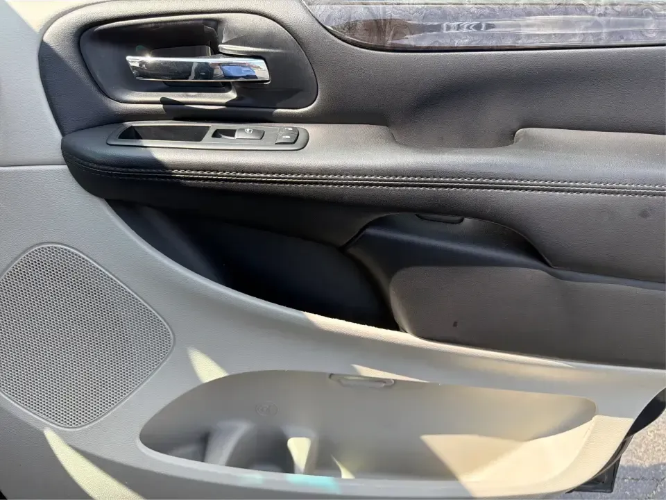 2014 Dodge Grand Caravan SE (2C4RDGBG0ER) with an 3.6L V-6 DOHC engine, located at 401 Woodman Dr, Riverside, OH, 45431, (937) 908-9800, 39.760899, -84.123421 - Need a dependable minivan that can handle school drop-offs, grocery runs, and weekend road trips without blowing the budget? This 2014 Dodge Grand Caravan SE is built for real life in the Miami Valley-easy to live with, roomy for people and gear, and comfortable for daily commuting around Riverside,- Photo#19