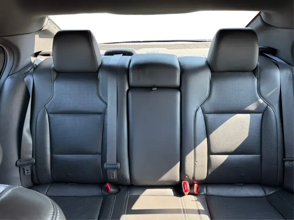 2015 Ford Taurus Limited (1FAHP2F89FG) with an EcoBoost 2L I-4 gasoline direct injection engine, located at 880 E. National Road, Vandalia, OH, 45377, (937) 908-9800, 39.891918, -84.183594 - Need a comfortable, feature-packed sedan for the daily commute up I75, quick school drop-offs, or a relaxed weekend drive to the National Museum of the U.S. Air Force? This 2015 Ford Taurus Limited in Ingot Silver Metallic delivers a big-car ride with upscale amenities and confident power-an ideal f- Photo#13